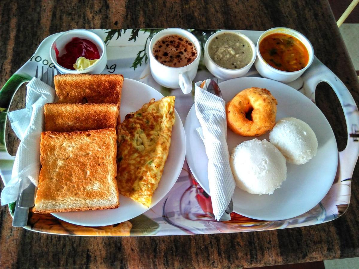 Fabhotel Roselle Inn Lucknow Eksteriør bilde