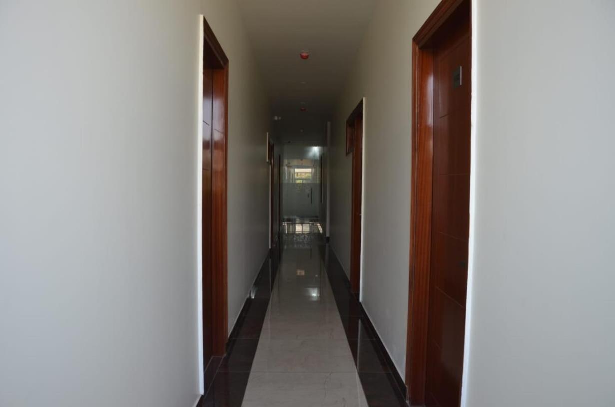 Fabhotel Roselle Inn Lucknow Eksteriør bilde